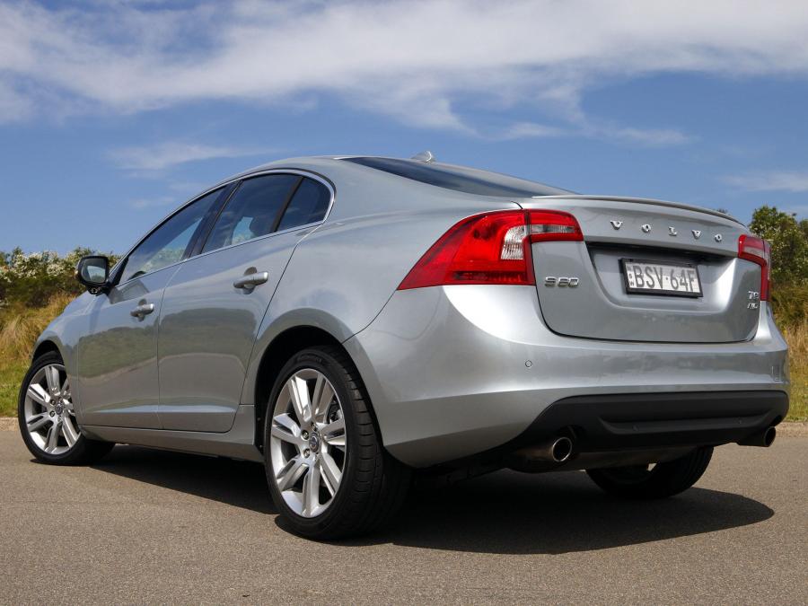  Volvo S60 T6 2011 года  (AU) (фото 11 из 15)